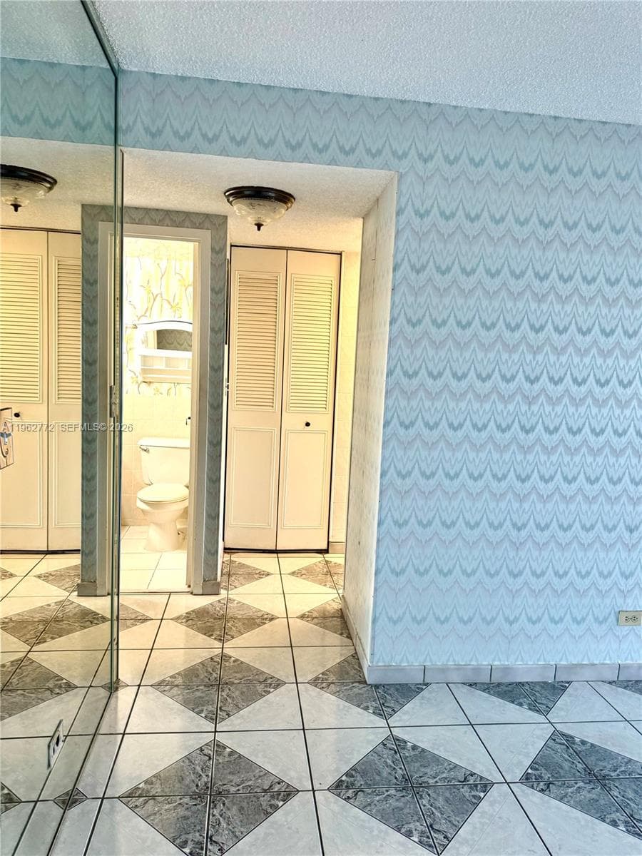 WINSTON TOWER 200 · #1715 in Sunny Isles Beach - Photo 12