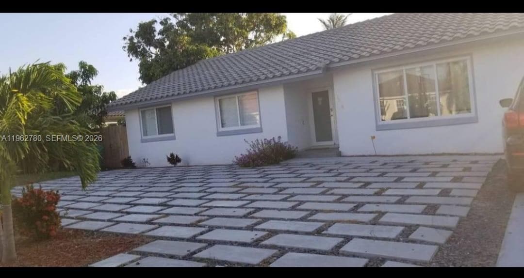 17230 SW 93rd Ave #. photo 1