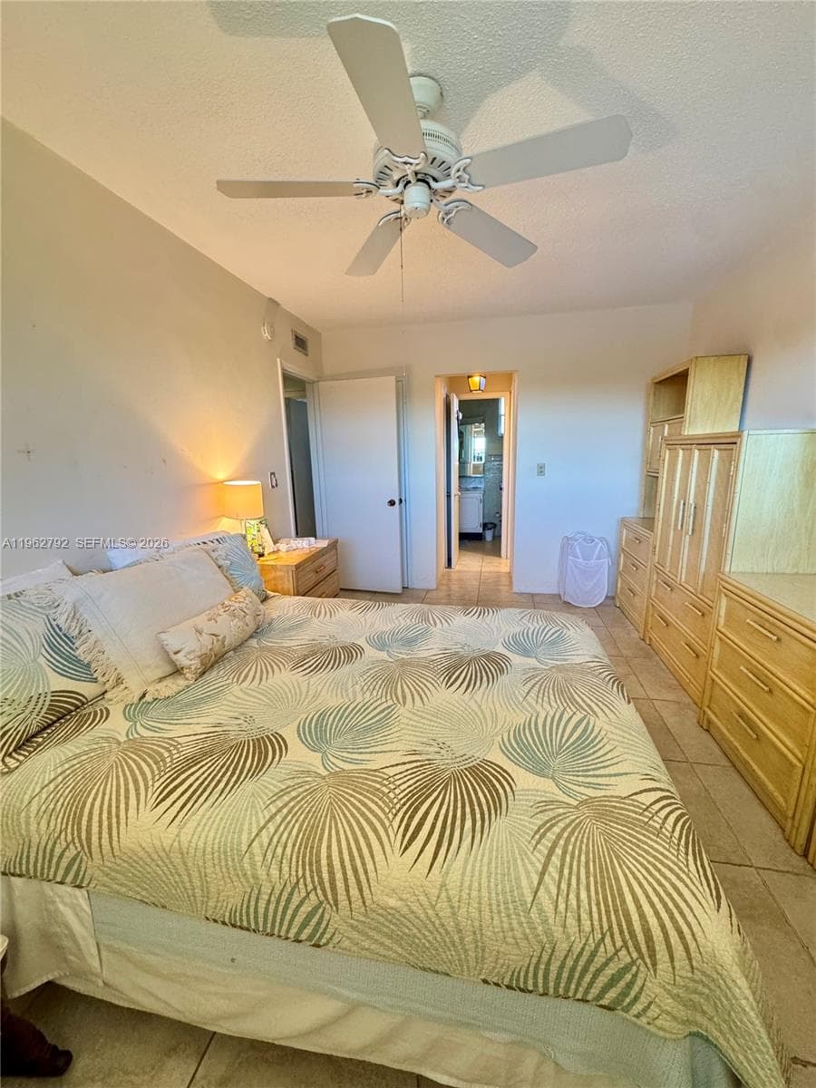 Biscayne Lake Gardens · #213 C in Aventura - Photo 5