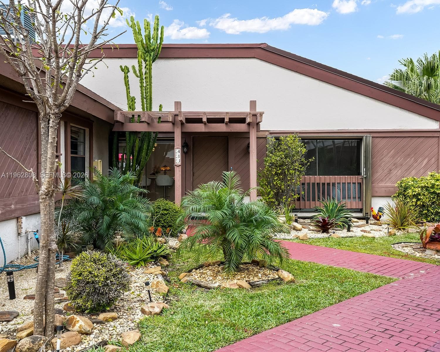 413 Leslie Dr photo 34