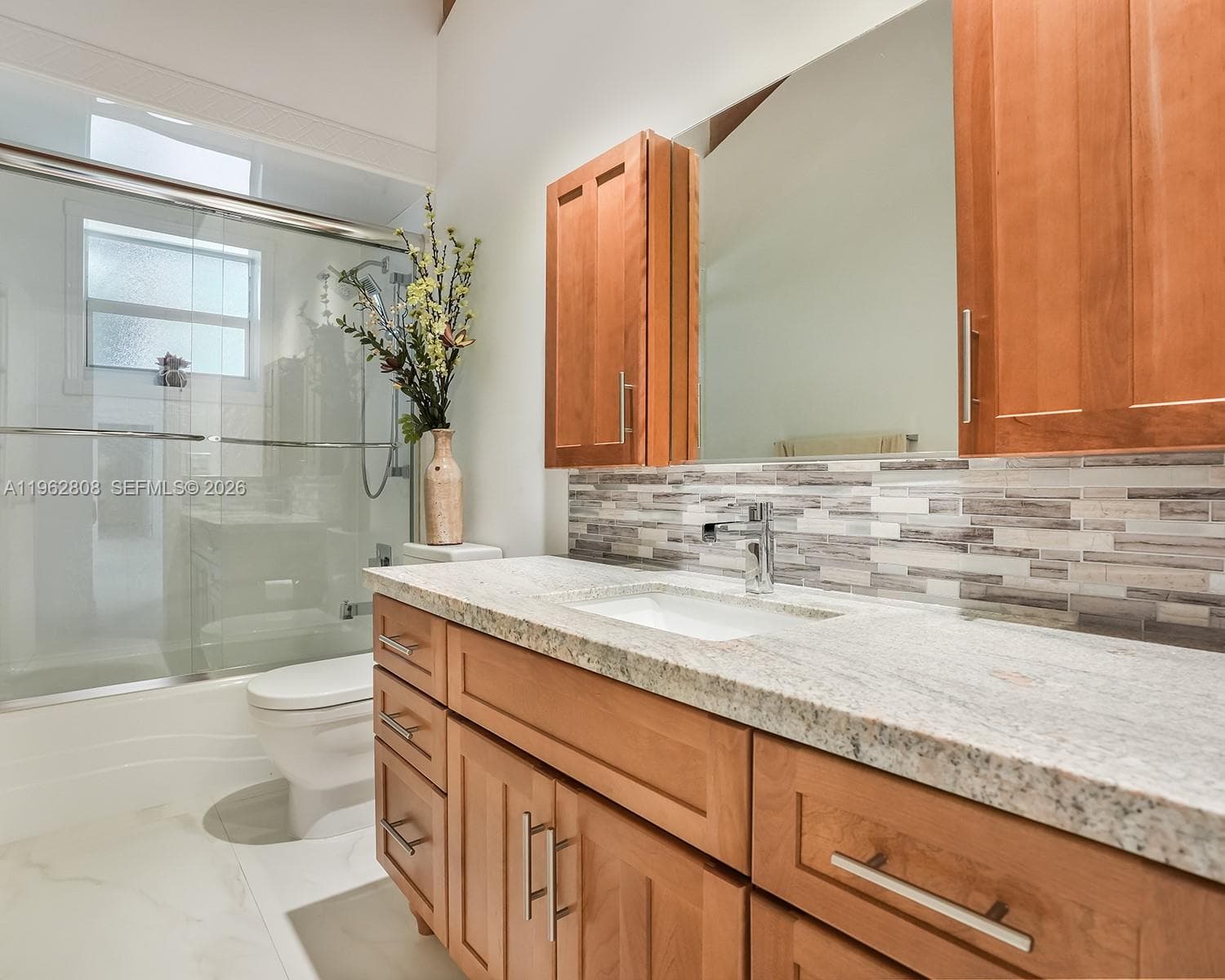 413 Leslie Dr photo 19