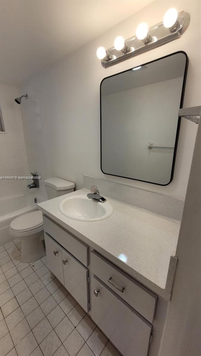 ROYAL OAKS CONDO · #127 in Miami - Photo 12