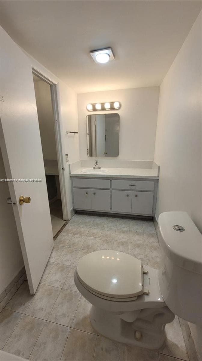 ROYAL OAKS CONDO · #127 in Miami - Photo 7
