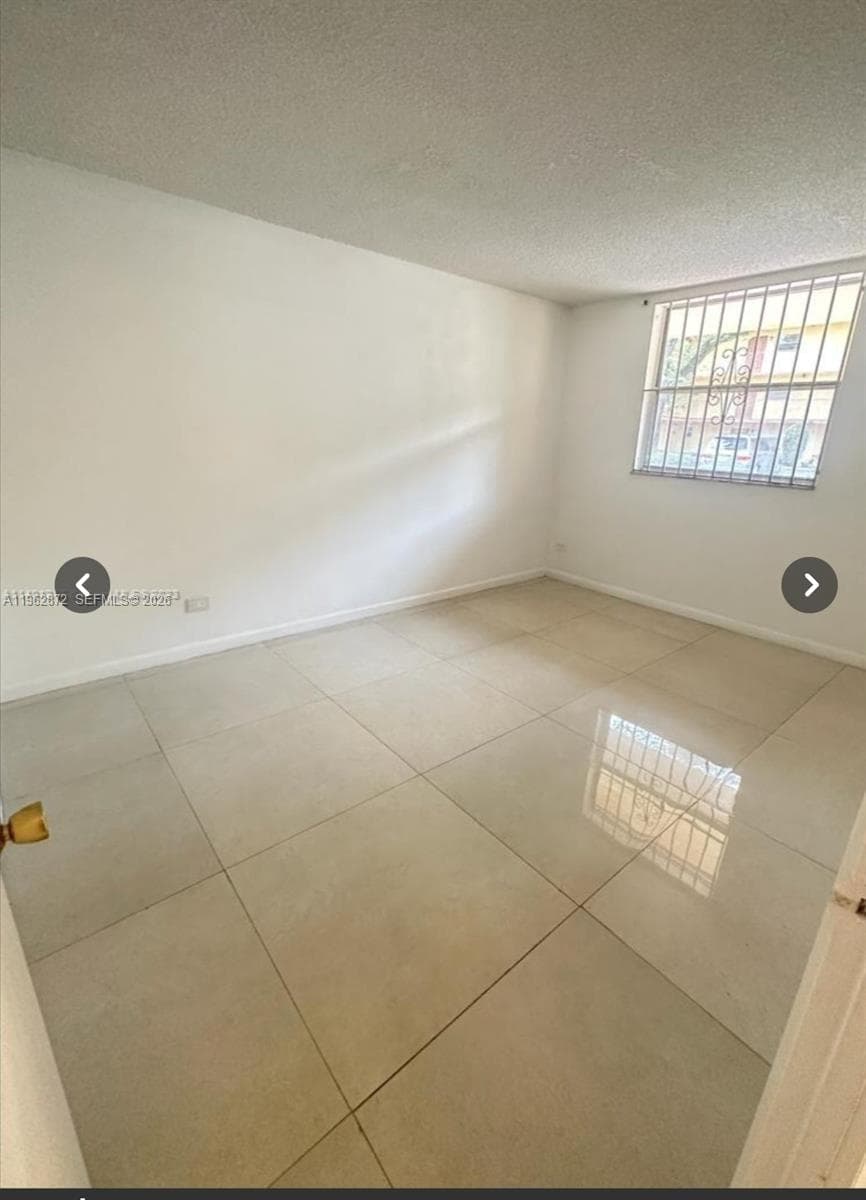 ROYAL OAKS CONDO · #127 in Miami - Photo 9