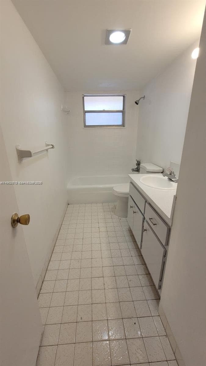 ROYAL OAKS CONDO · #127 in Miami - Photo 11