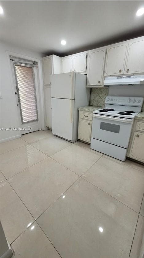 ROYAL OAKS CONDO · #127 in Miami - Photo 4