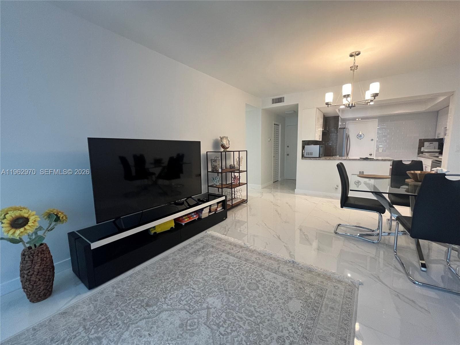 ALEXANDER TOWERS CONDO · #1510 in Hollywood - Photo 6