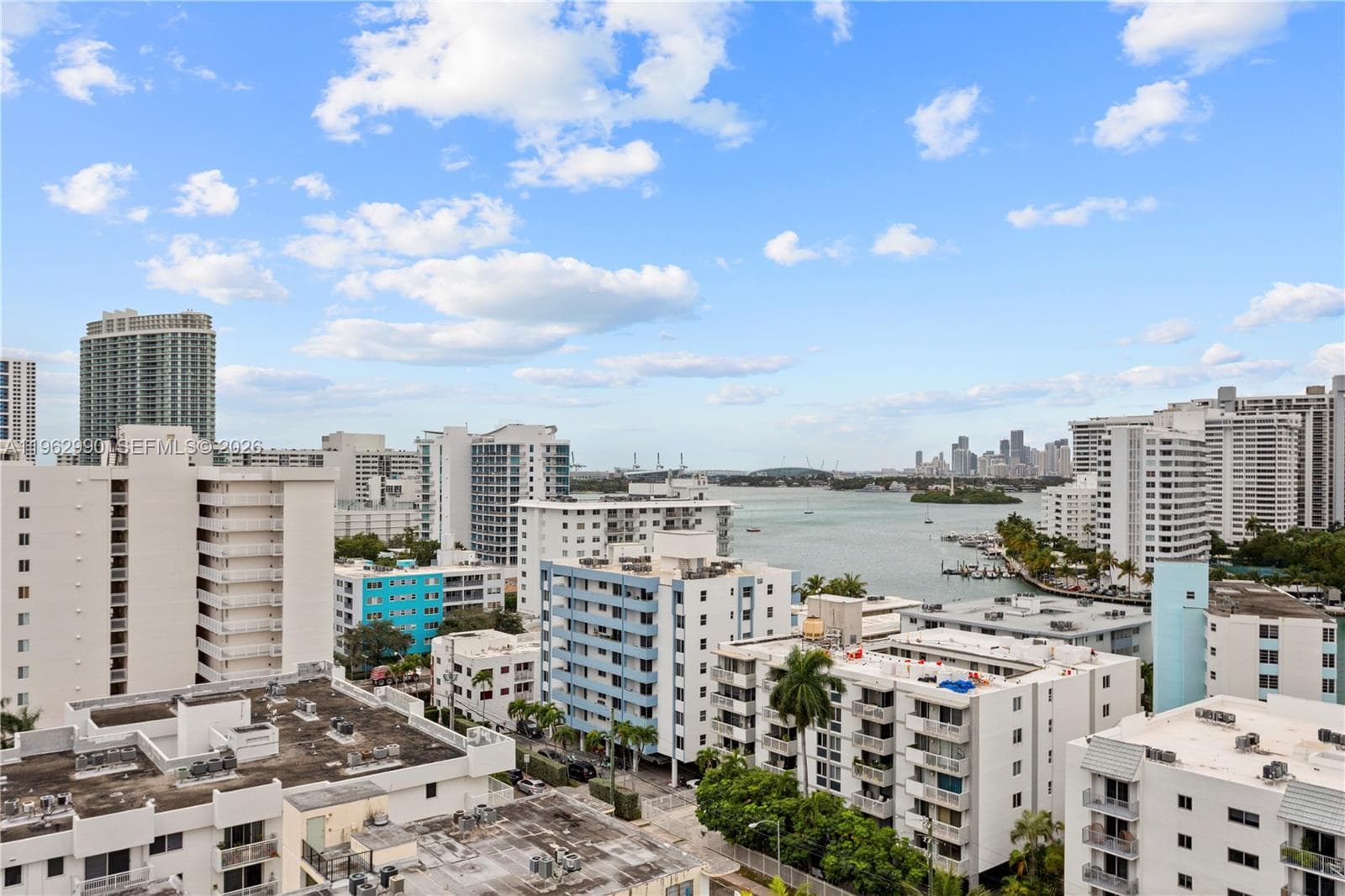 WEST BAY PLAZA CONDO · #PH-04 in Miami Beach - Photo 28