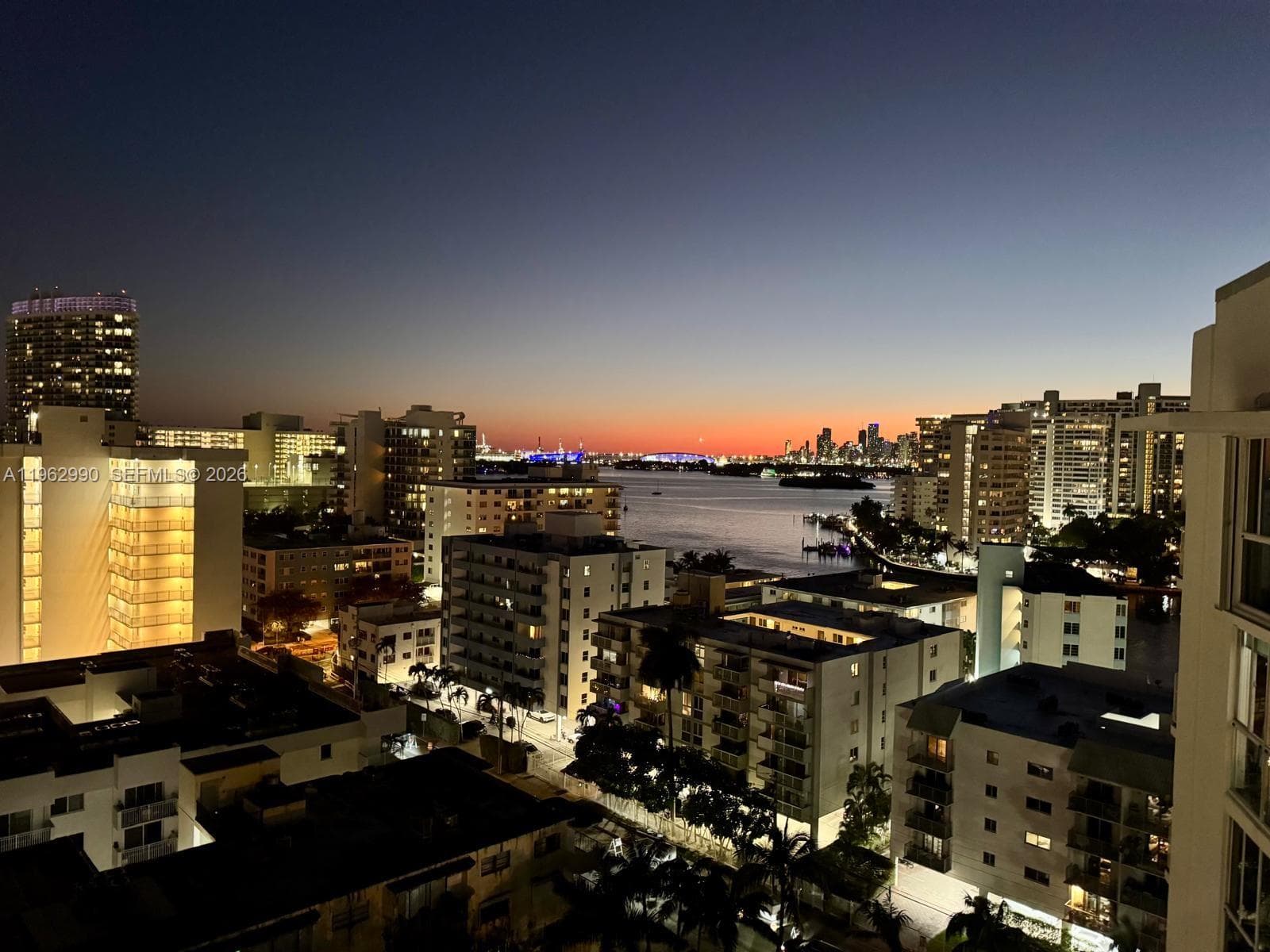 WEST BAY PLAZA CONDO · #PH-04 in Miami Beach - Photo 34