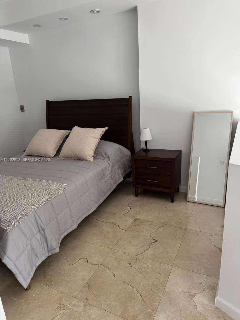 NEO VERTIKA CONDO · #1506 in Miami - Photo 16