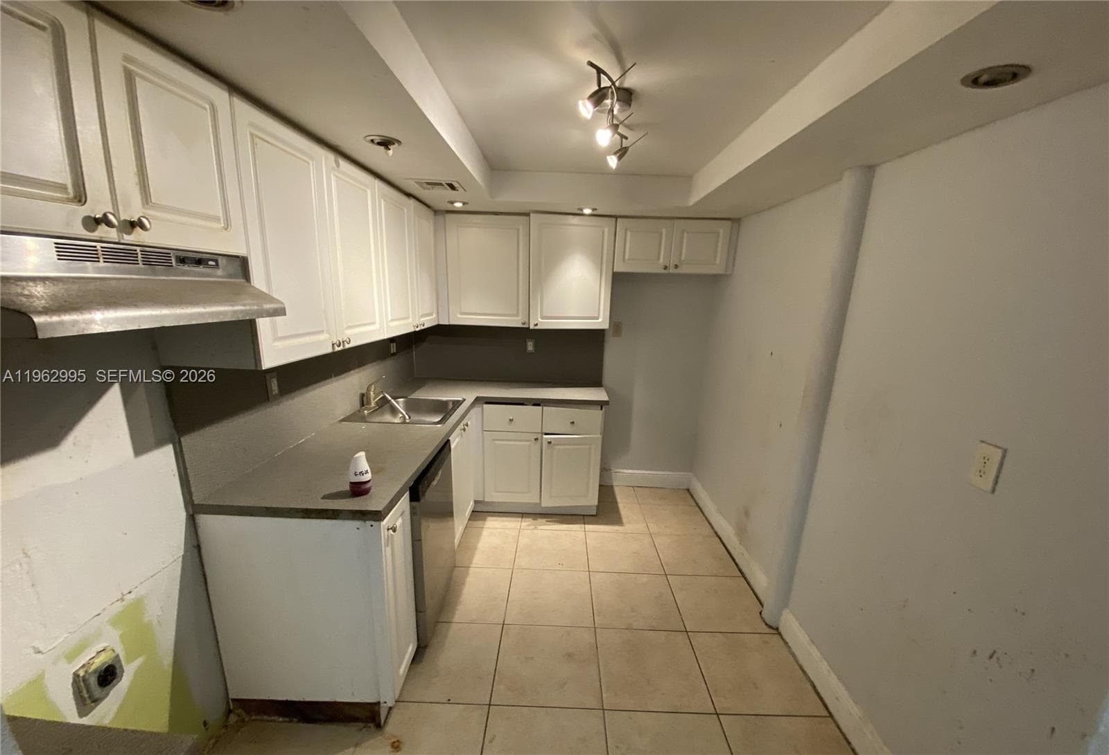 BAYVIEW PALMS · #119 in North Miami - Photo 8
