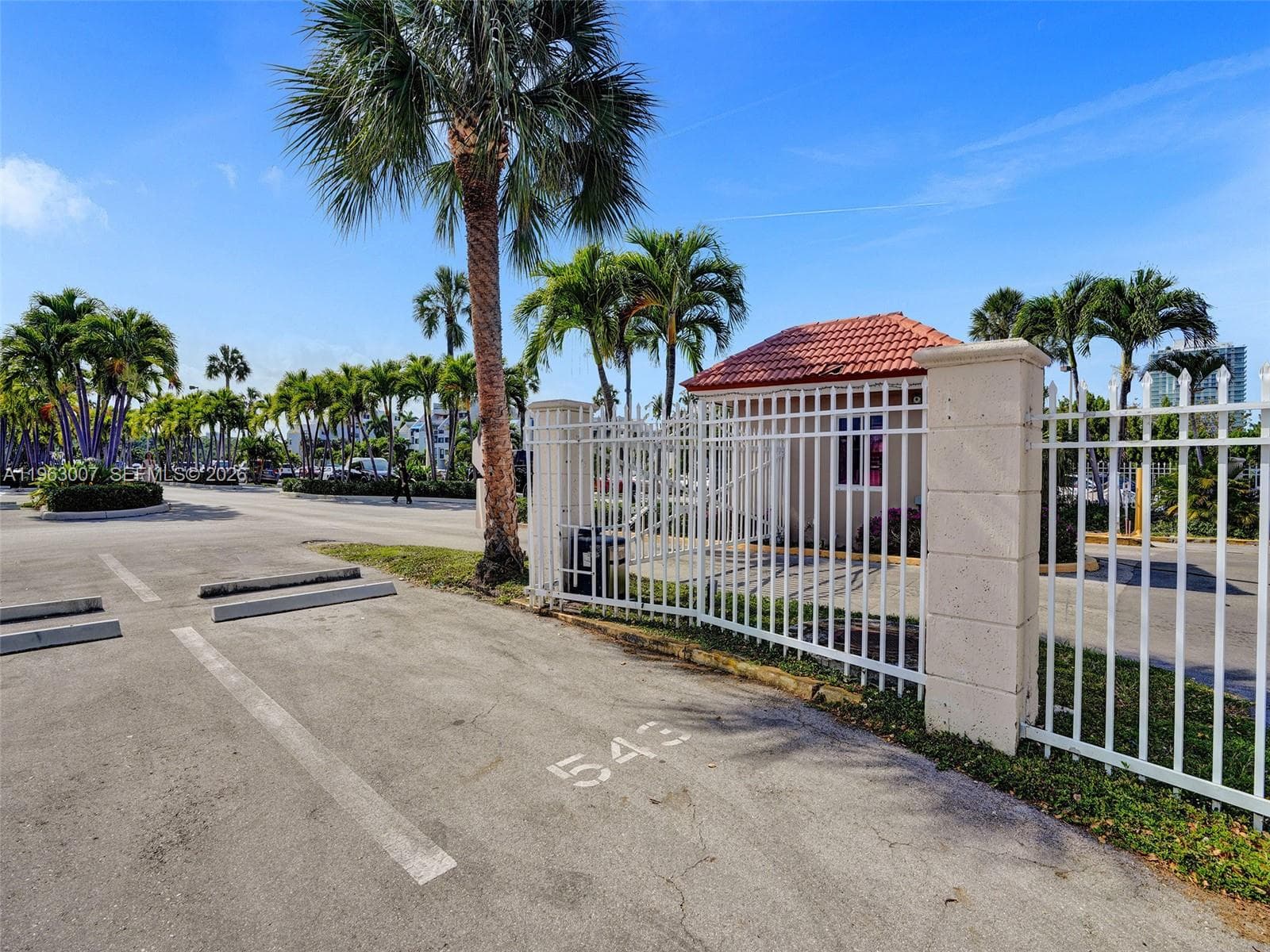 COASTAL TOWERS CONDO · #314 in Sunny Isles Beach - Photo 30