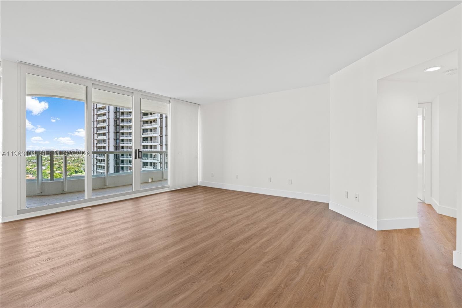 SOUTH TOWER AT THE POINT · #1903 in Aventura - Photo 23