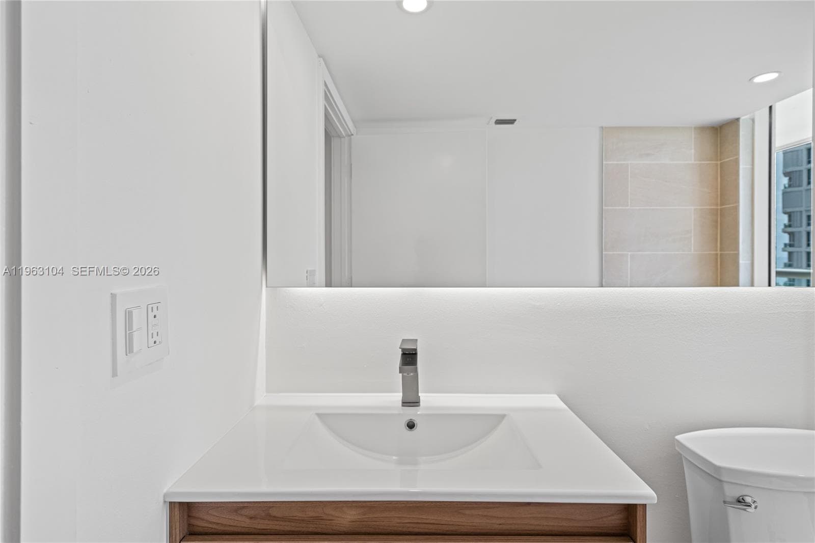 SOUTH TOWER AT THE POINT · #1903 in Aventura - Photo 6