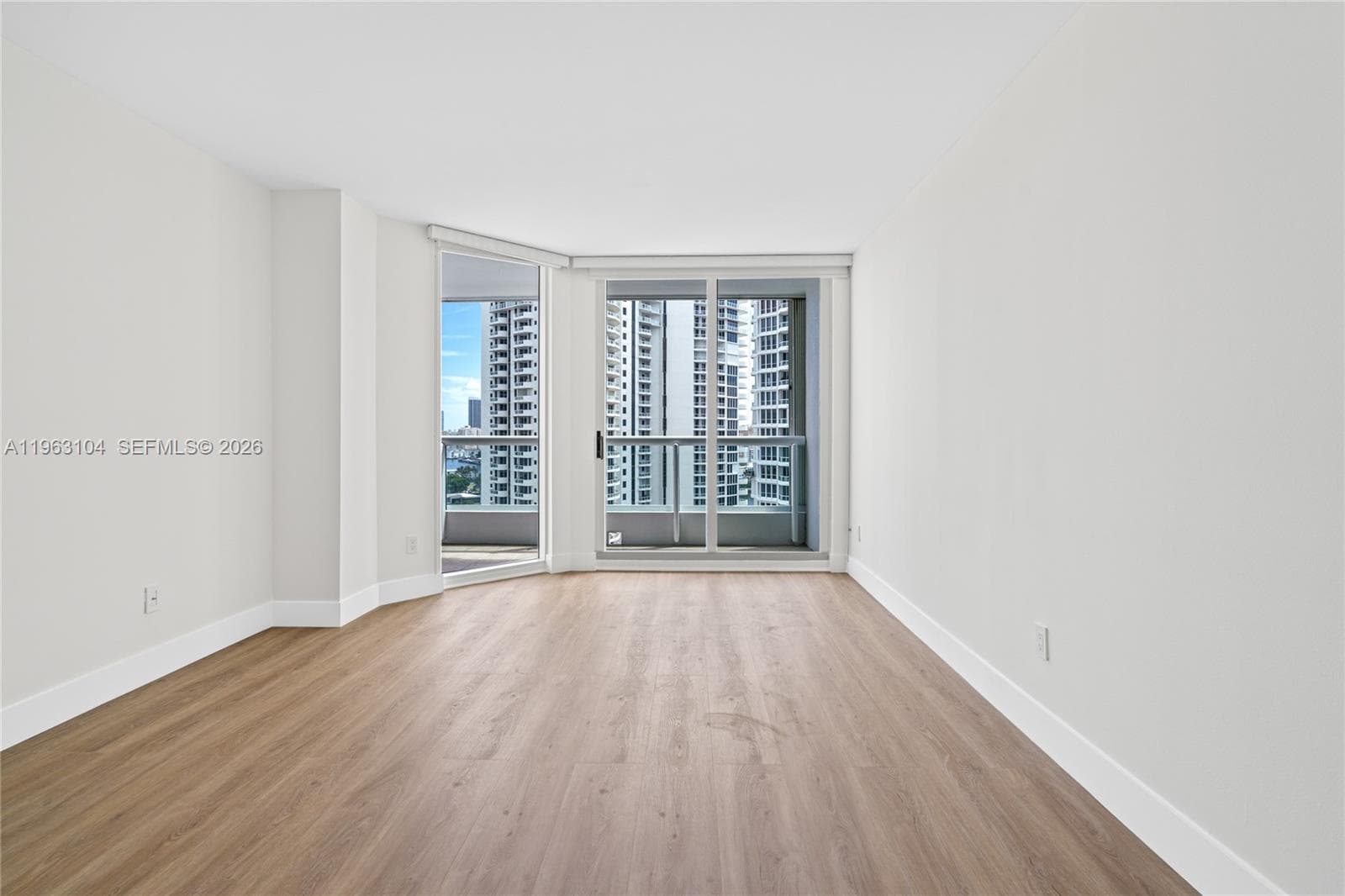 SOUTH TOWER AT THE POINT · #1903 in Aventura - Photo 20