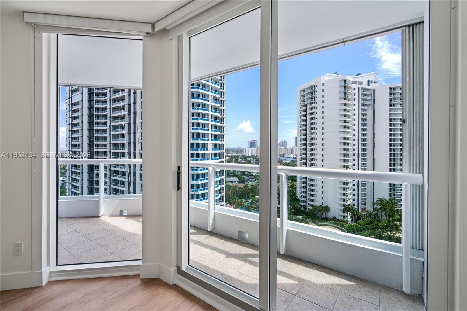 SOUTH TOWER AT THE POINT · #1903 in Aventura - Photo 24