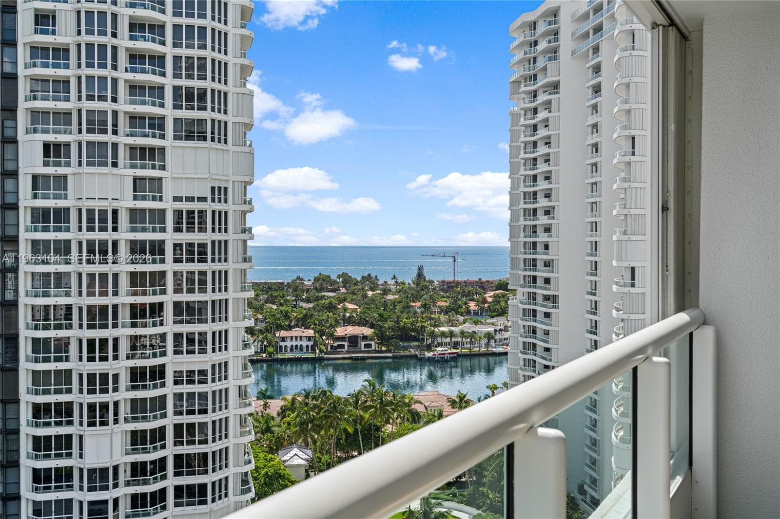 SOUTH TOWER AT THE POINT · #1903 in Aventura - Photo 30