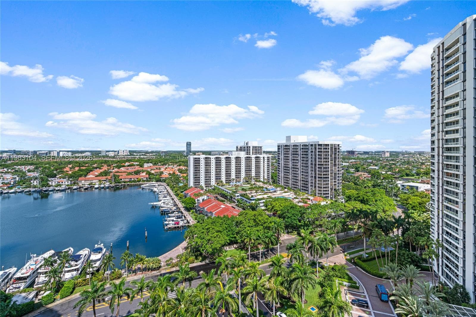 SOUTH TOWER AT THE POINT · #1903 in Aventura - Photo 41