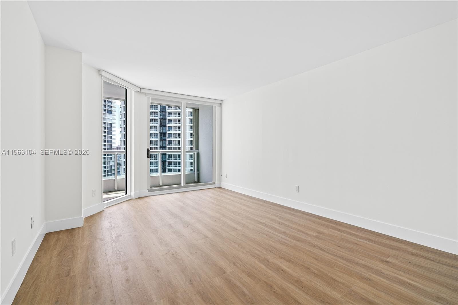 SOUTH TOWER AT THE POINT · #1903 in Aventura - Photo 19