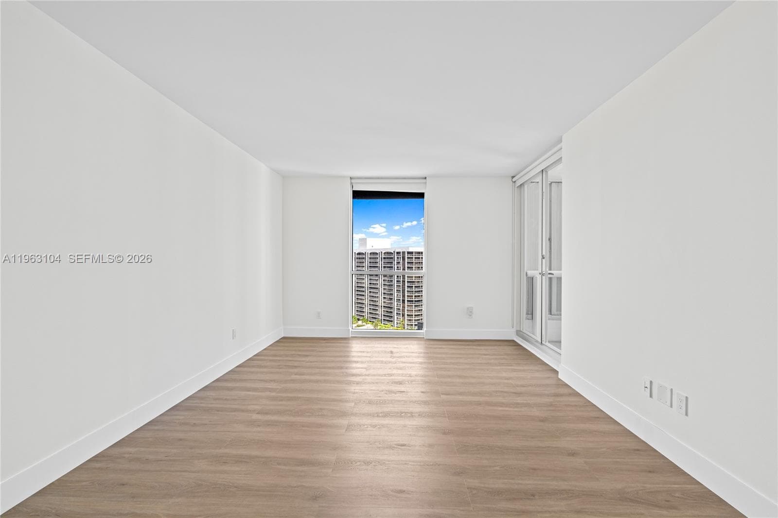 SOUTH TOWER AT THE POINT · #1903 in Aventura - Photo 25