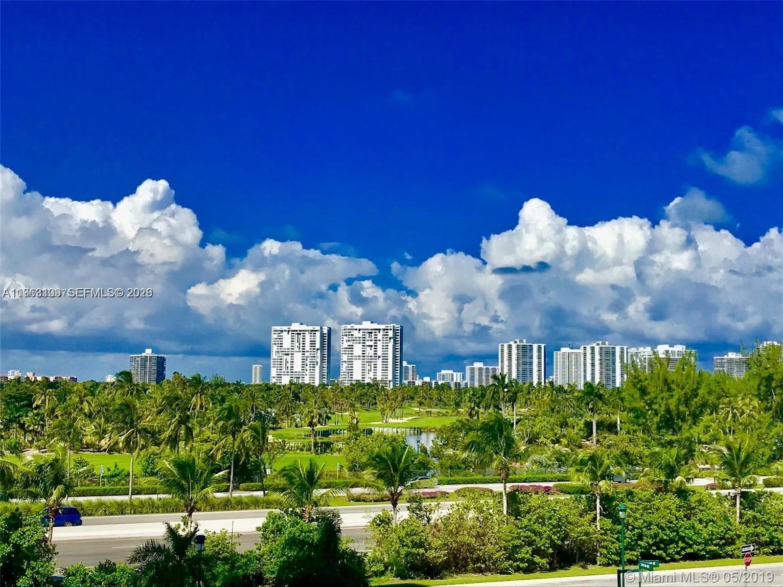 PARC CENTRAL AVENTURA EAS · #510 in Aventura - Photo 18