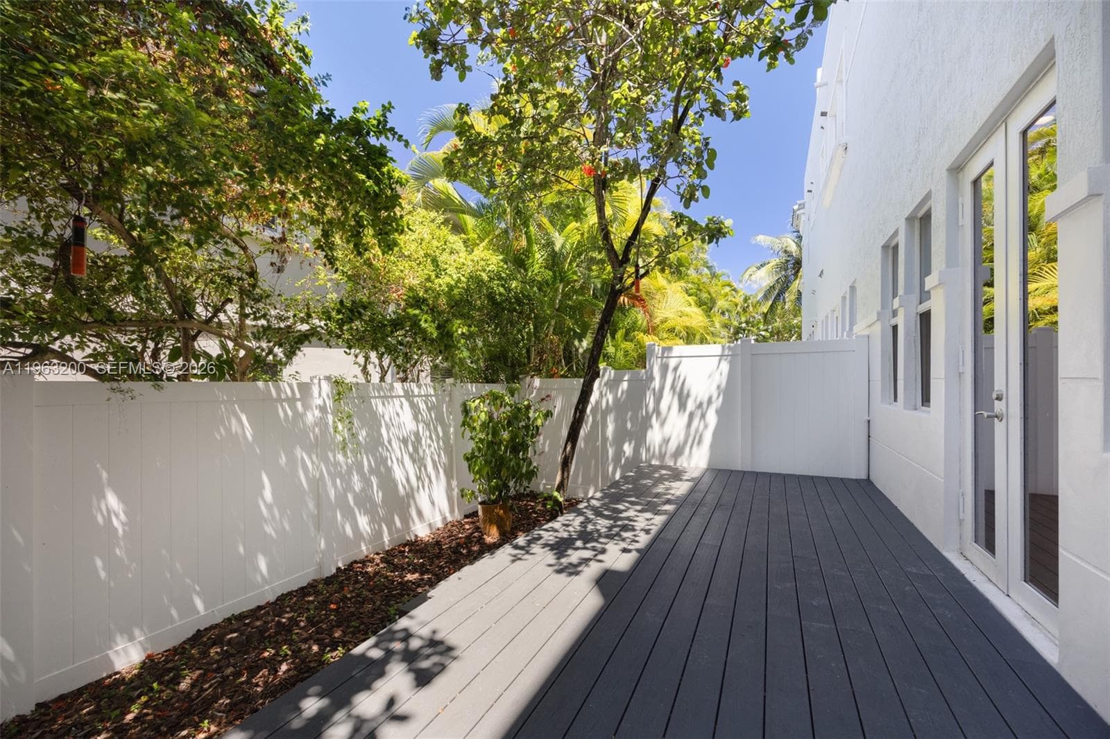 PLAYA VISTA in Pompano Beach - Photo 8