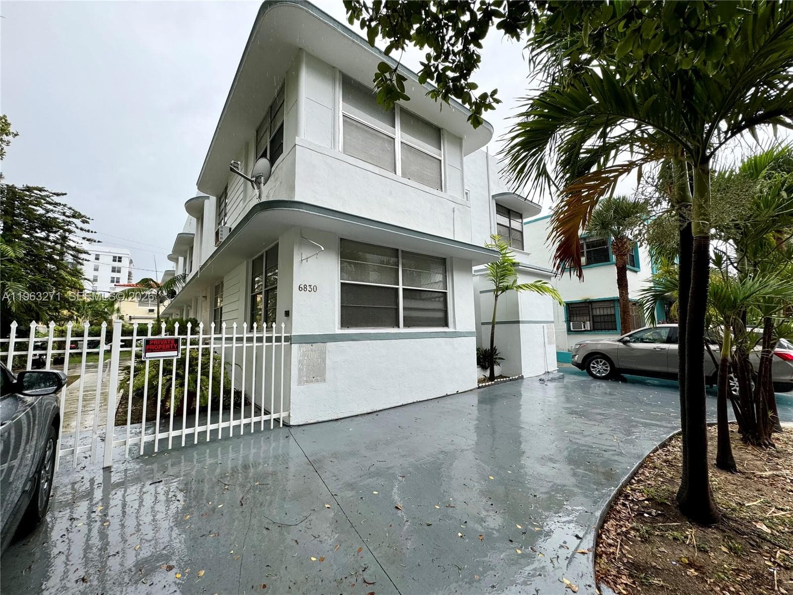 AMD PL OF 2ND OCEAN FRONT · #1 in Miami Beach - Photo 1