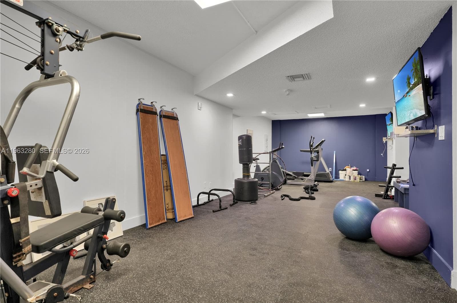 REEF EAST CONDO · #2A in North Miami Beach - Photo 3
