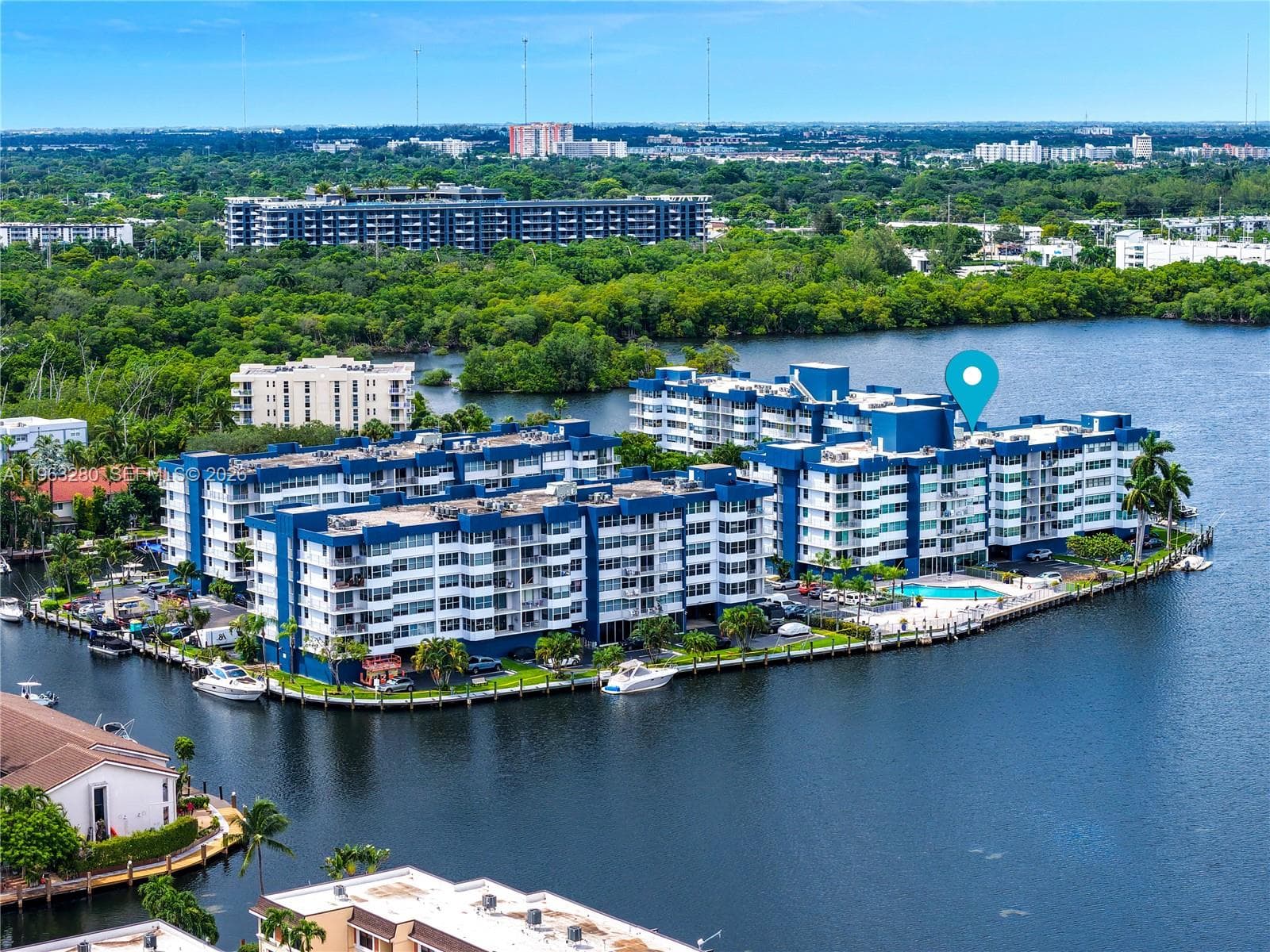REEF EAST CONDO · #2A in North Miami Beach - Photo 9