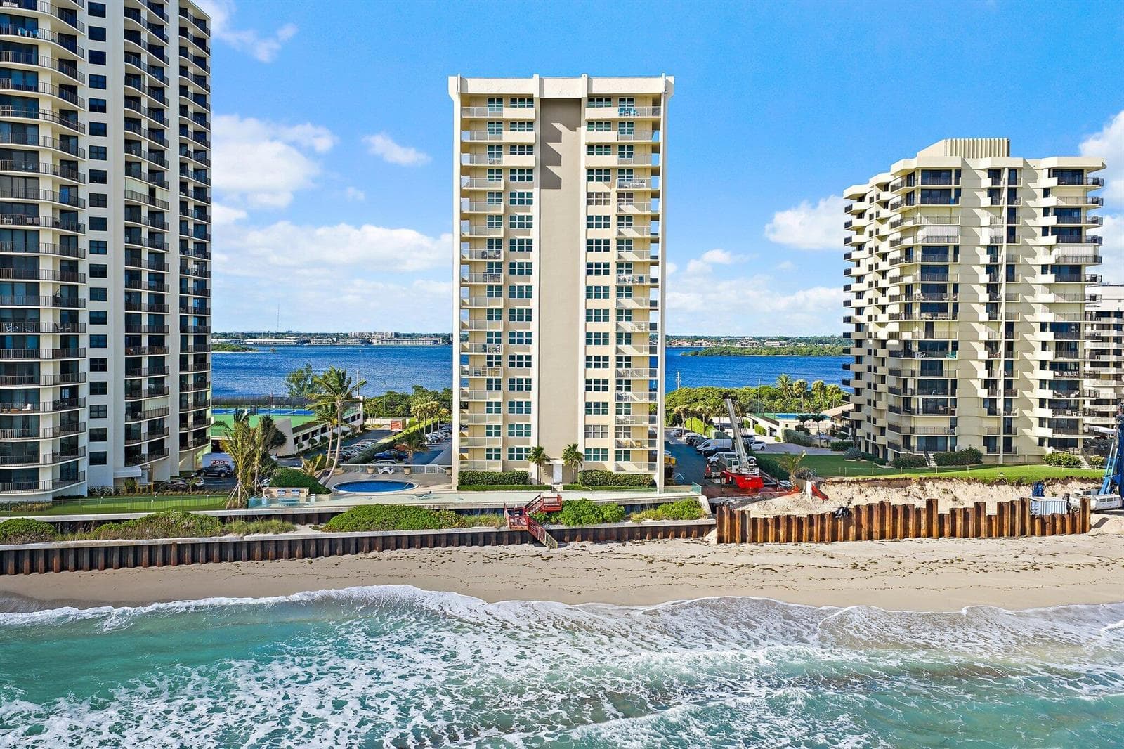 009-5440NOceanDr-907-NorthPalmBeach-SMAL