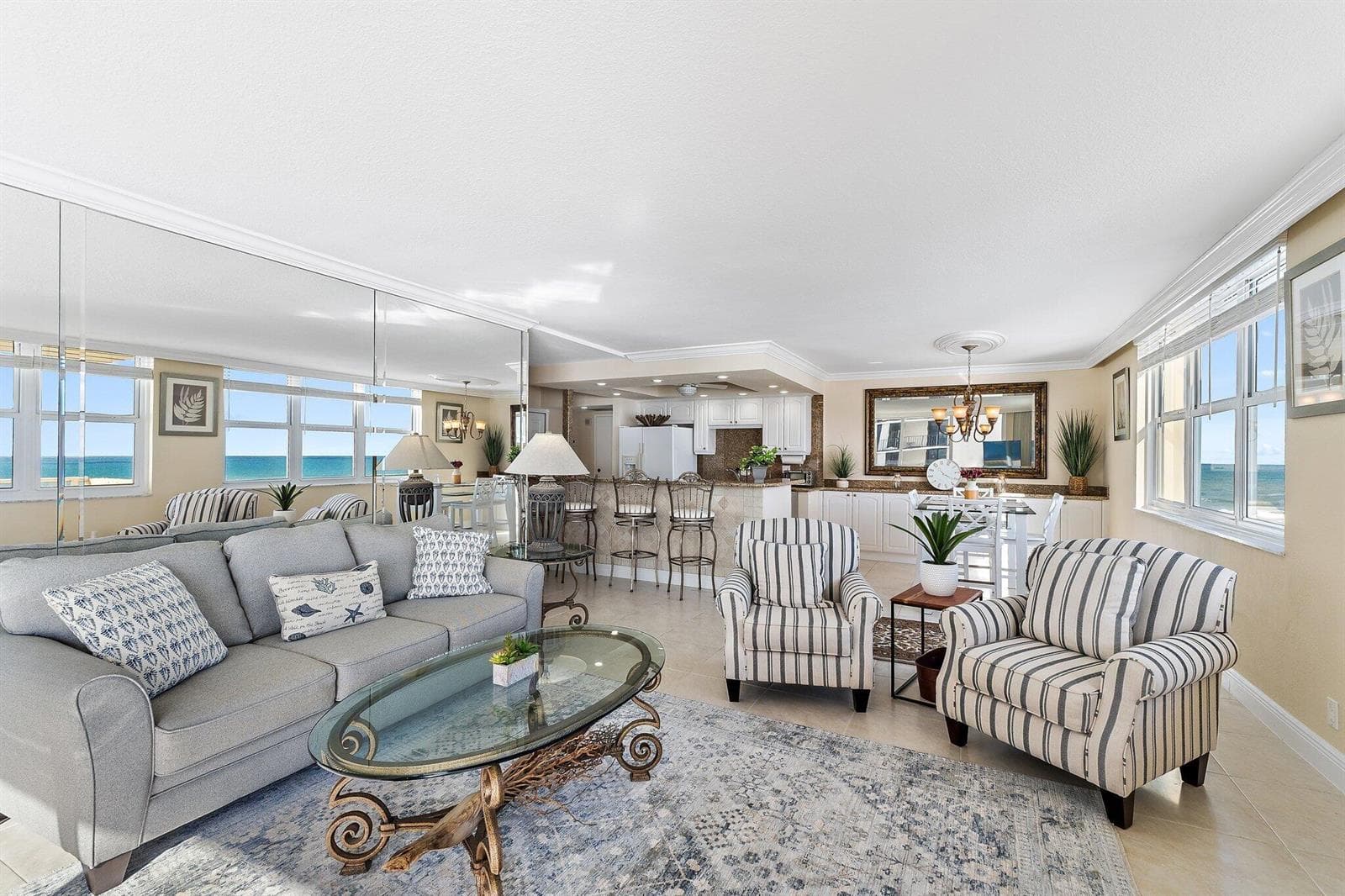 057-5440NOceanDr-907-NorthPalmBeach-SMAL