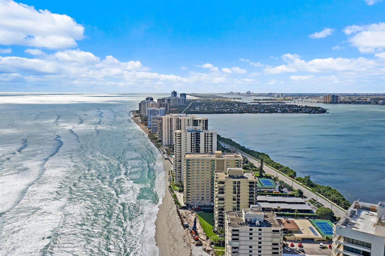 017-5440NOceanDr-907-NorthPalmBeach-SMAL