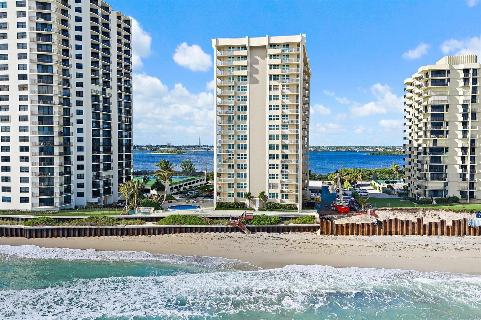 008-5440NOceanDr-907-NorthPalmBeach-SMAL