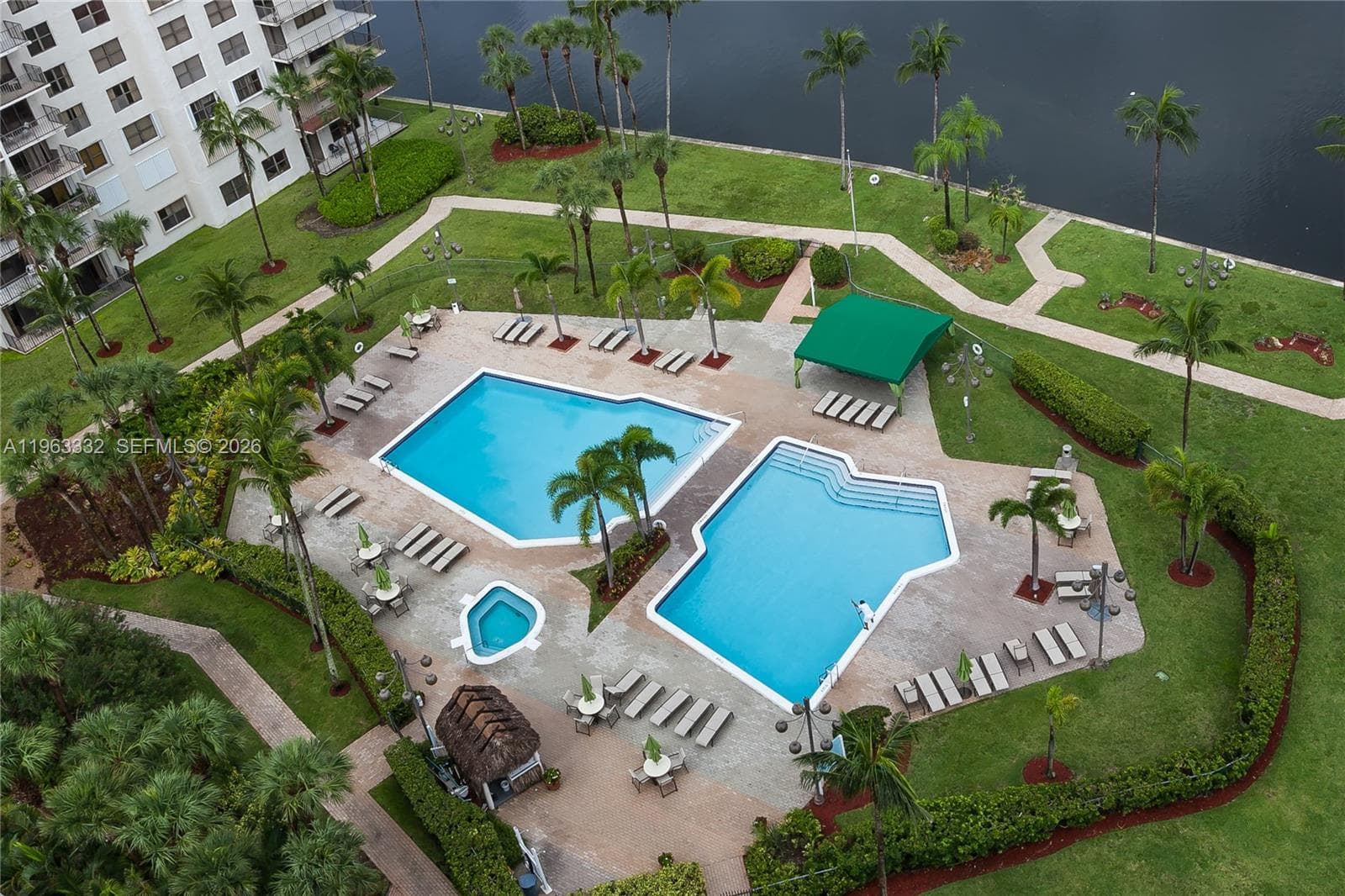 THE CLIPPER AT BISC COVE · #701 in Aventura - Photo 22