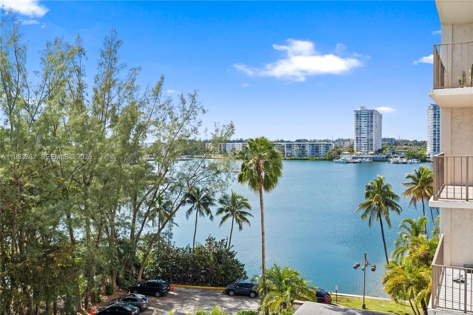 THE CLIPPER AT BISC COVE · #701 in Aventura - Photo 19