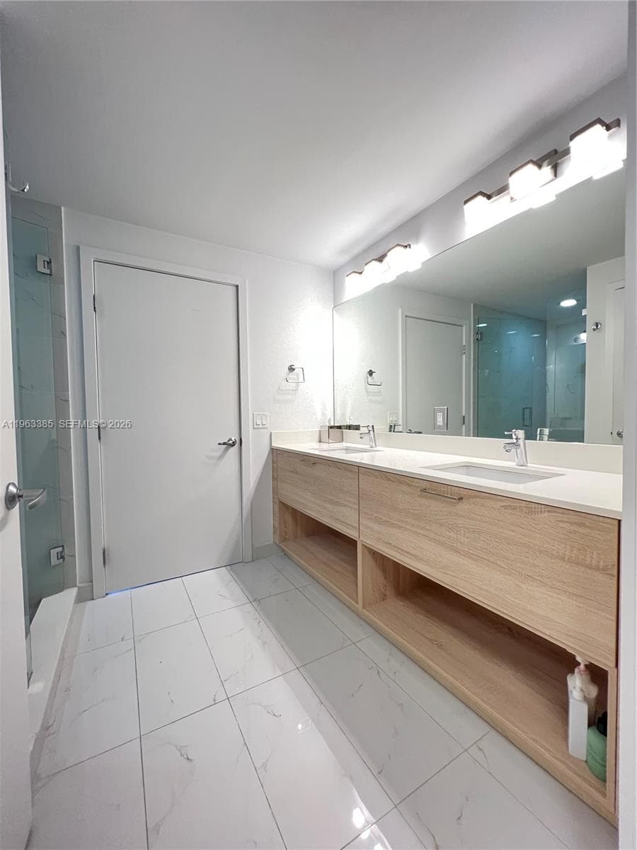 The Harbour · #607 in North Miami Beach - Photo 25