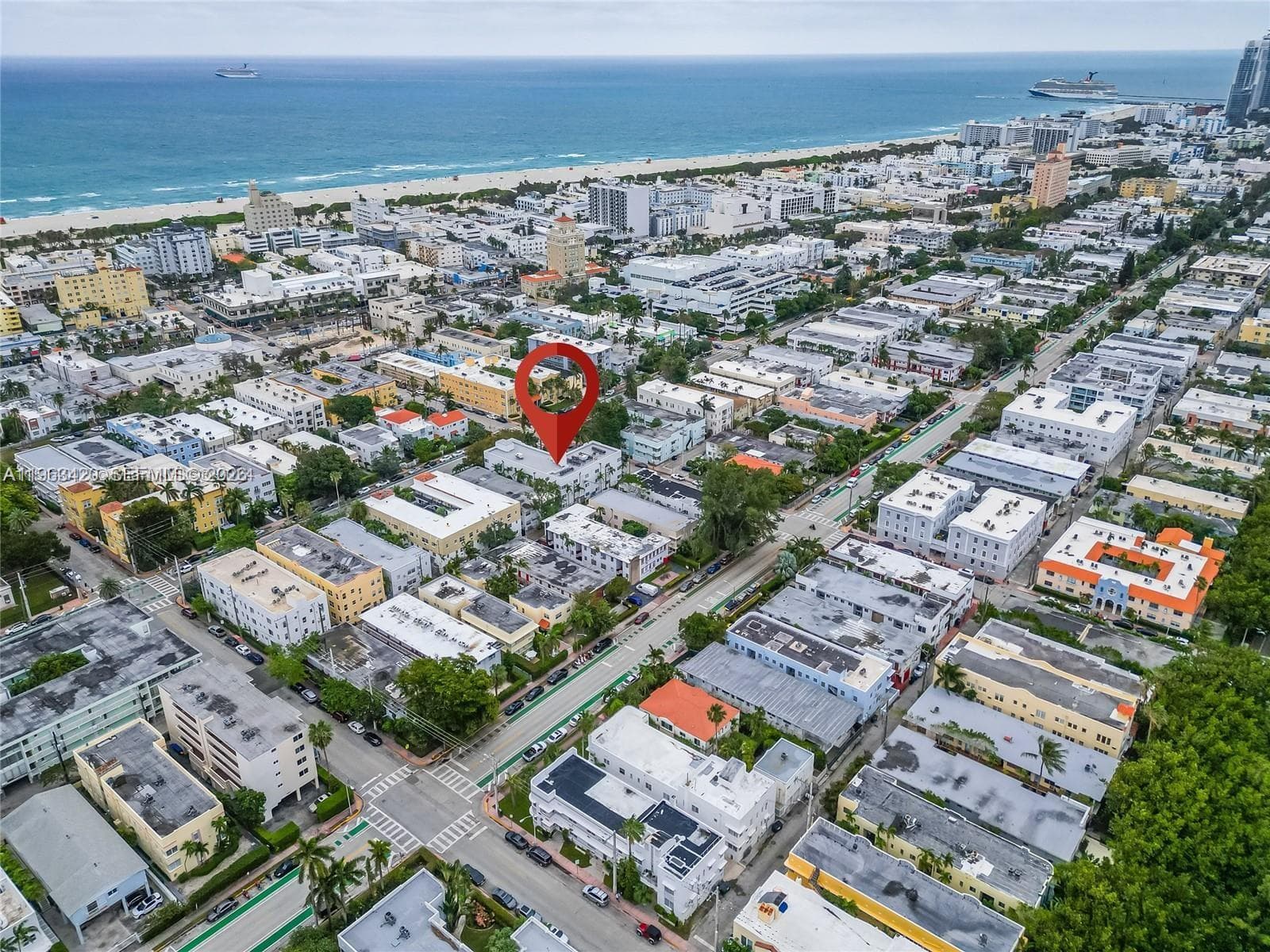 RETREAT CONDO · #303 in Miami Beach - Photo 3