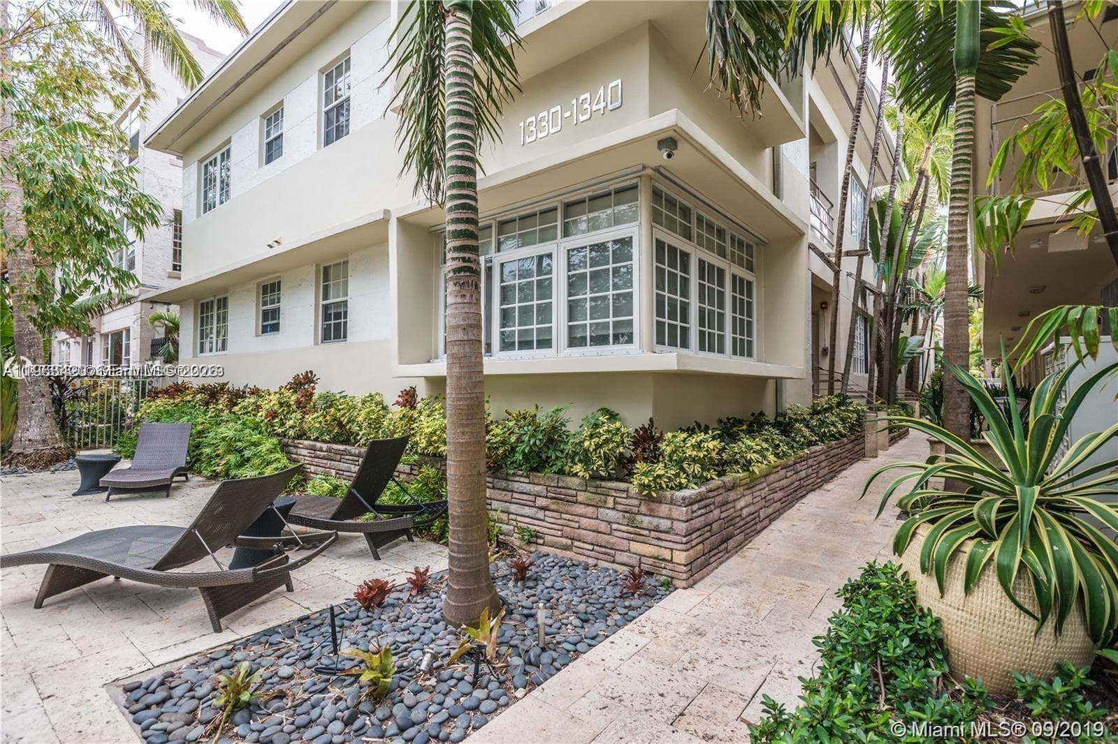 RETREAT CONDO · #303 in Miami Beach - Photo 1
