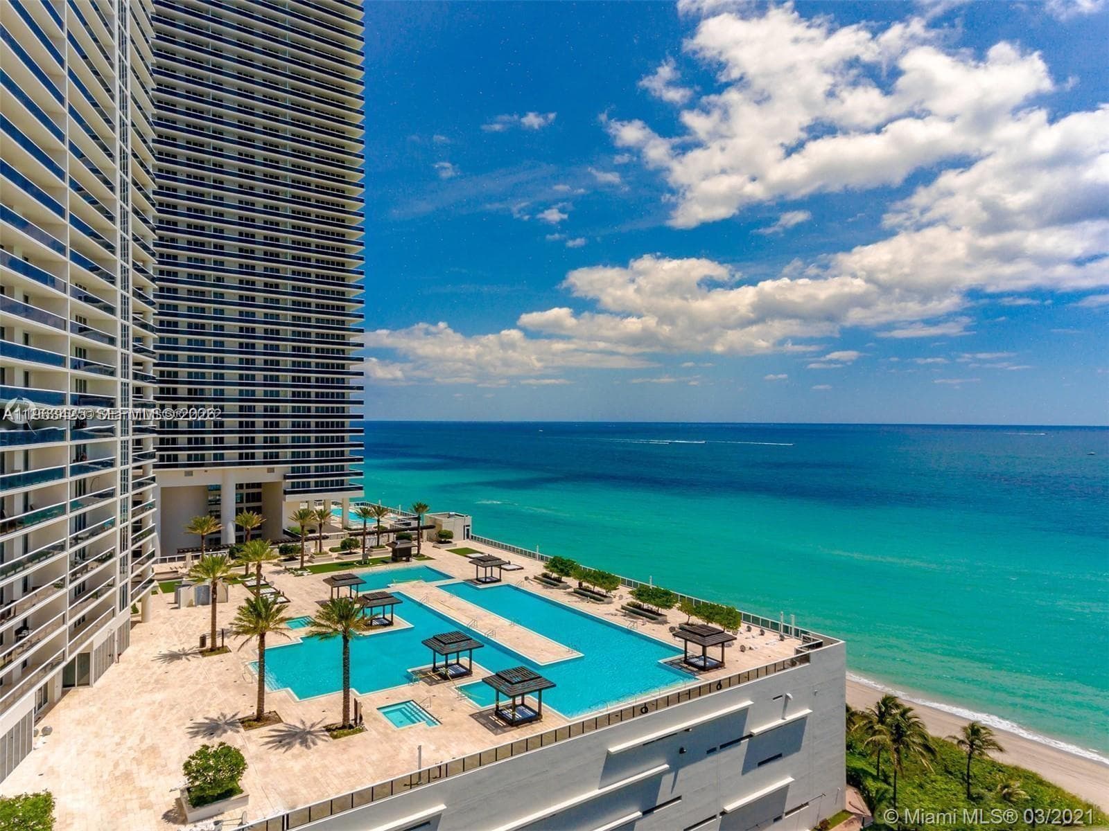 BEACH CLUB II · #1907 in Hallandale Beach - Photo 2
