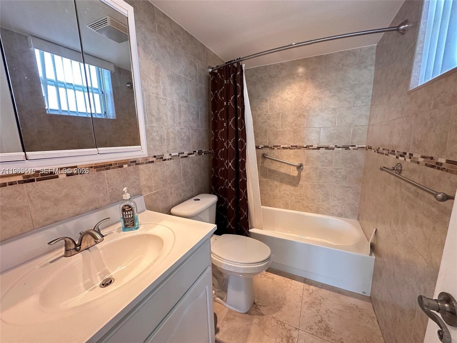 THE ISLES CONDO · #209 in Sunny Isles Beach - Photo 3