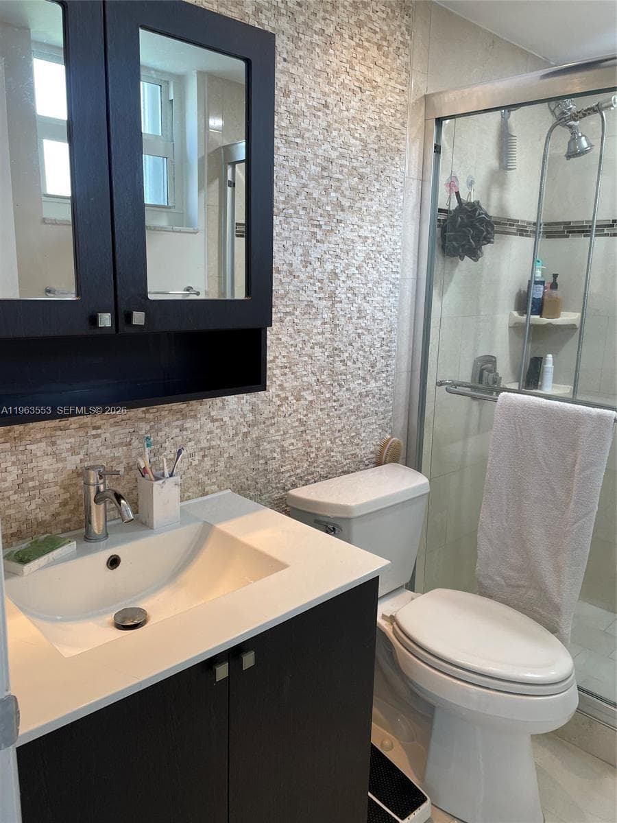 THE ISLES CONDO · #201 in Sunny Isles Beach - Photo 7