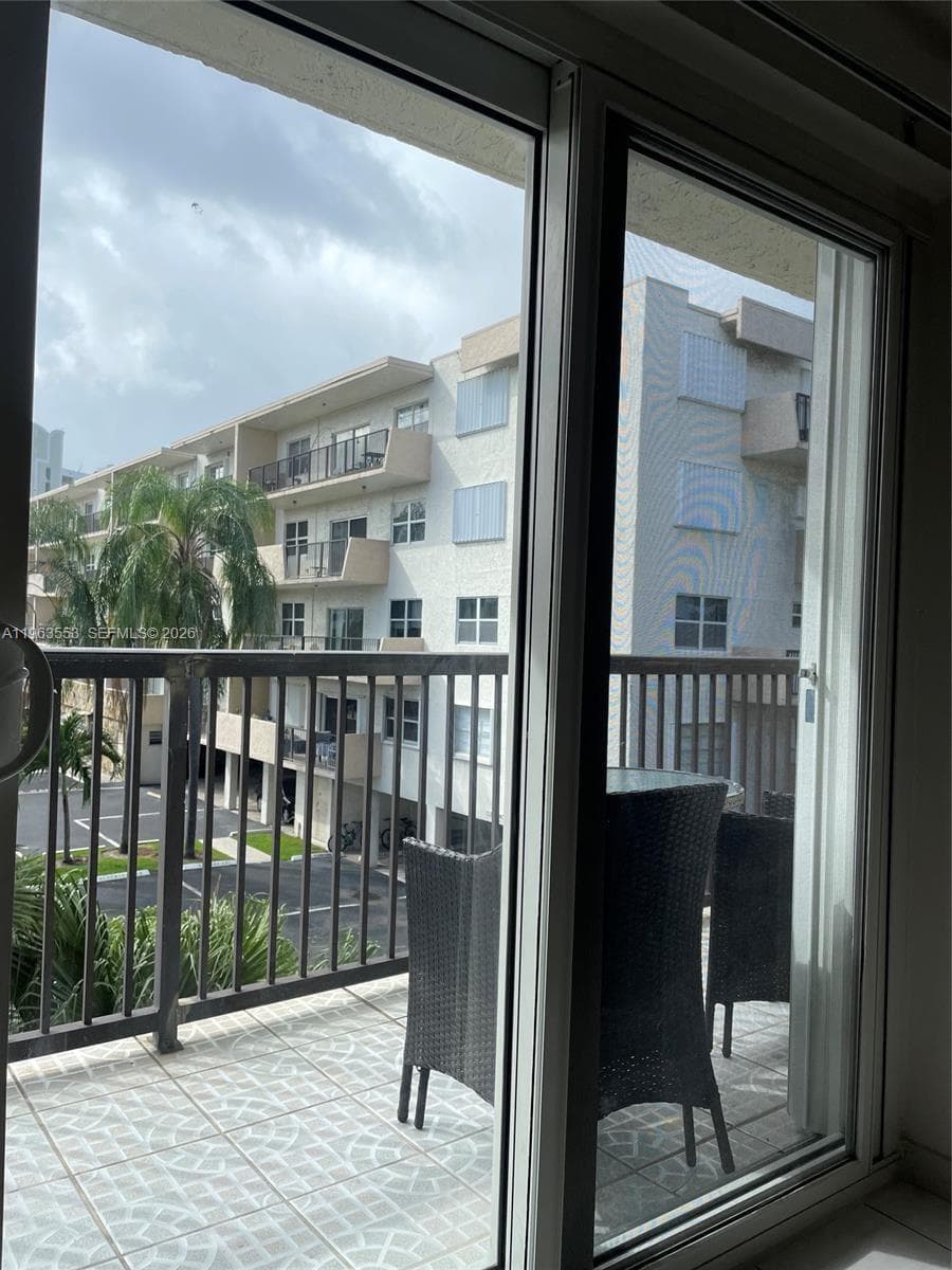 THE ISLES CONDO · #201 in Sunny Isles Beach - Photo 5
