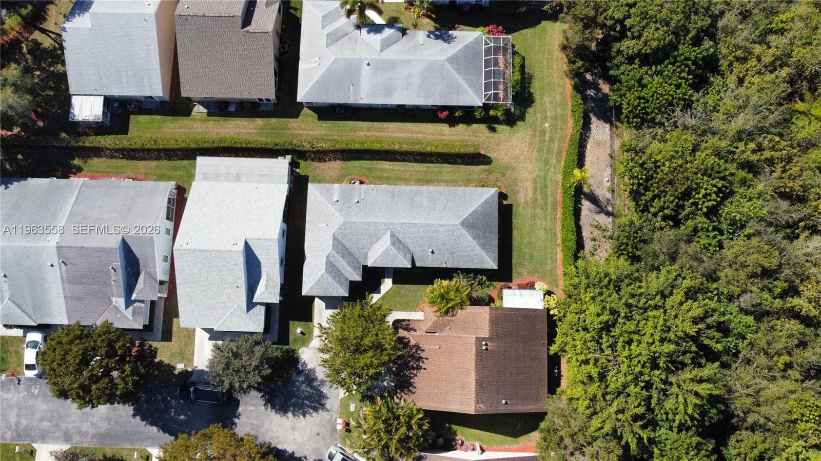 452 SE 20th Dr photo 25
