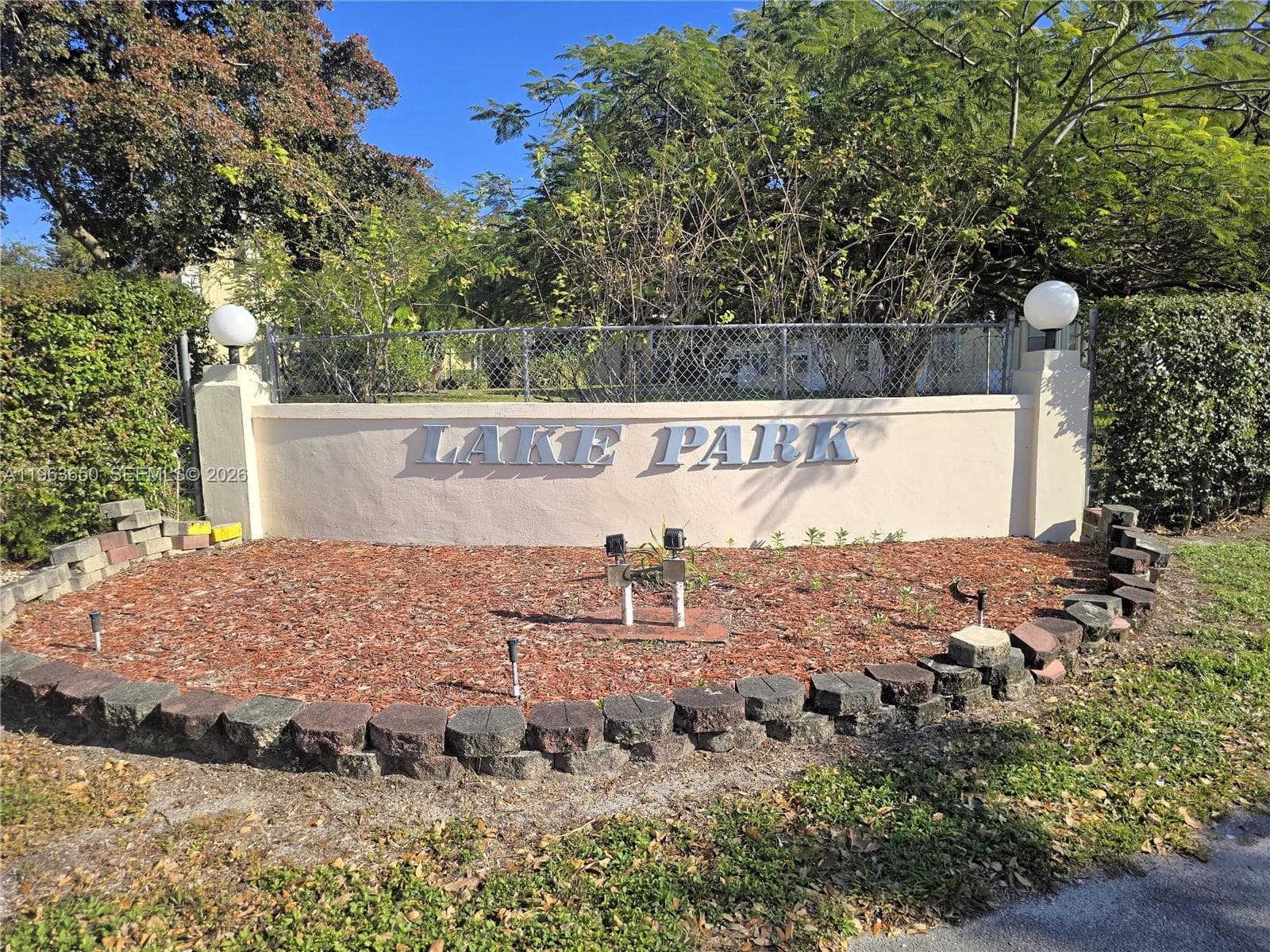 LAKE PARK CONDO · #114 in Miami - Photo 1