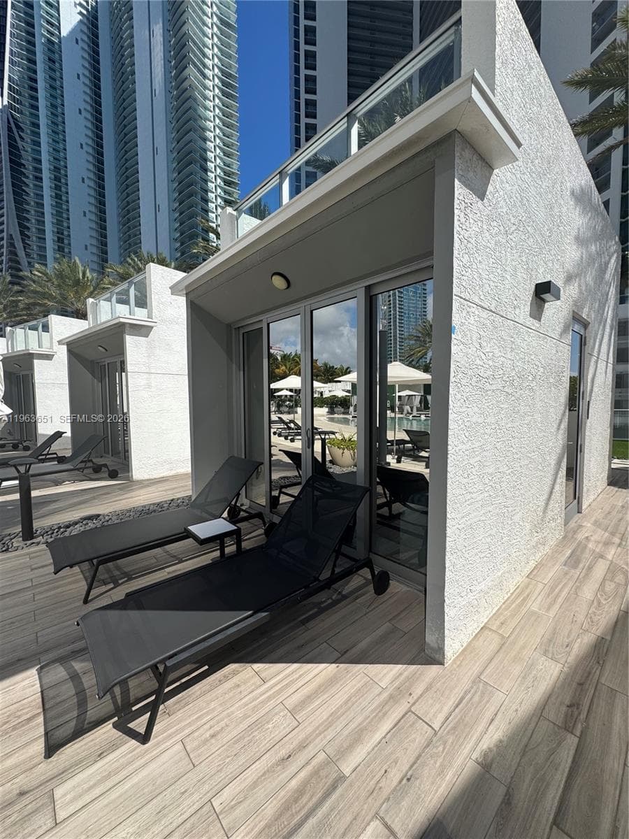 Paramount Miami Worldcenter · #1 in Miami - Photo 8