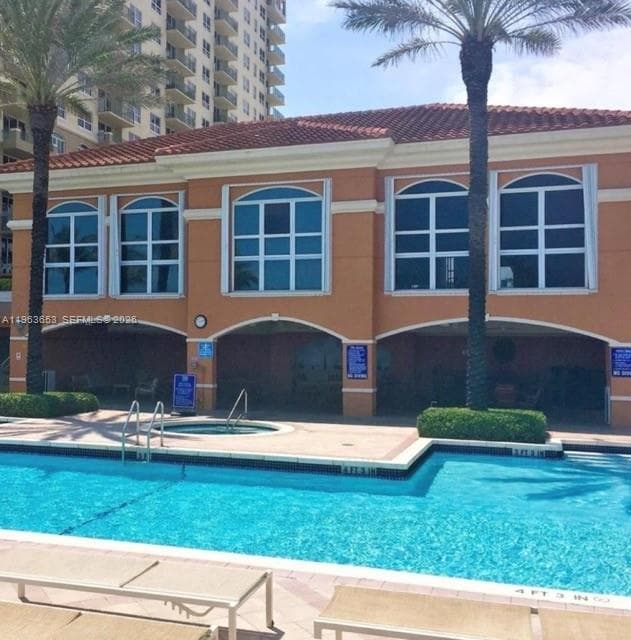 2080 OCEAN DRIVE CONDO · #104 in Hallandale Beach - Photo 4