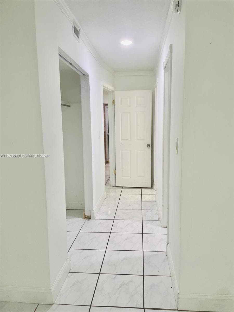 ROLLING GREEN CONDO D · #D111 in Miami - Photo 10