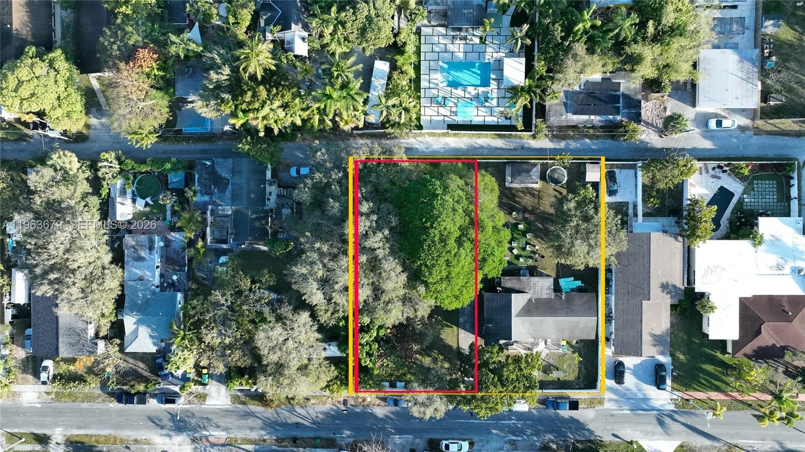 228 SW 8th St photo 2