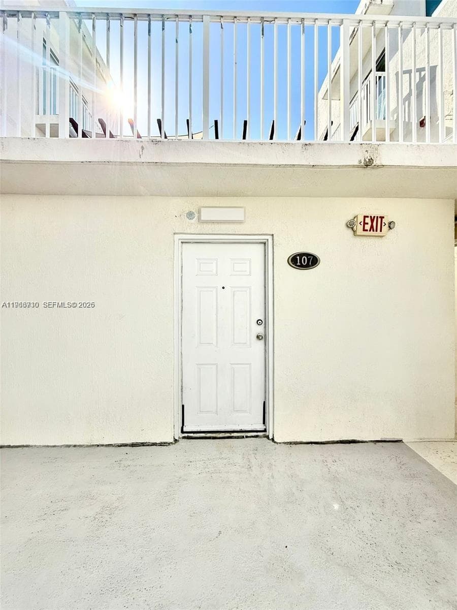 LAS BRISAS OF MIAMI BEACH · #107 in Miami Beach - Photo 4