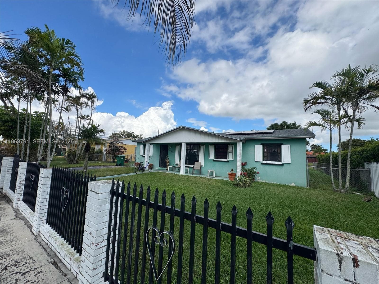 10551 SW 141st Dr photo 1